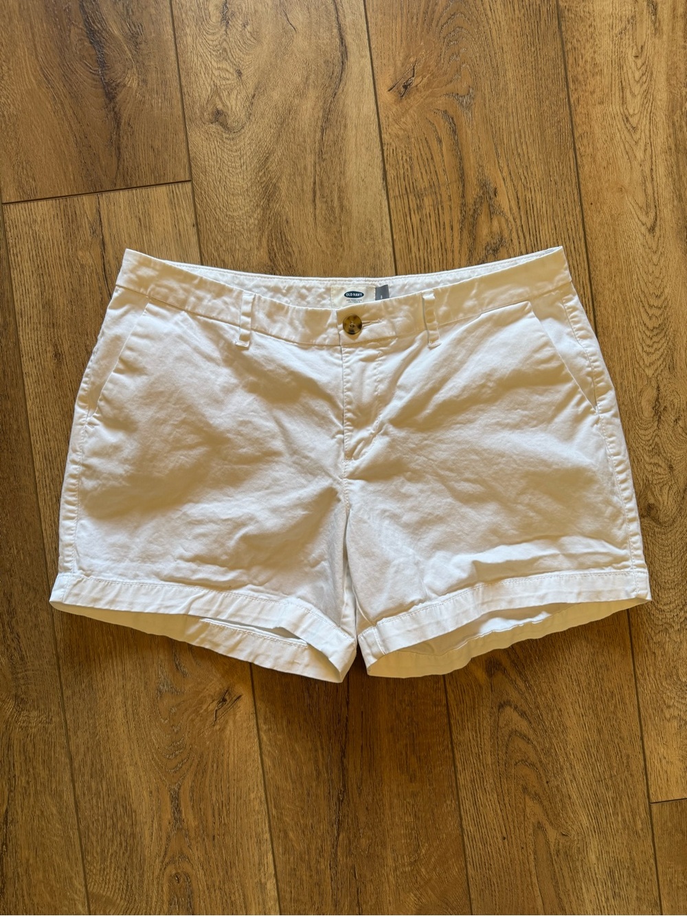 Old Navy White Cotton Chino Shorts